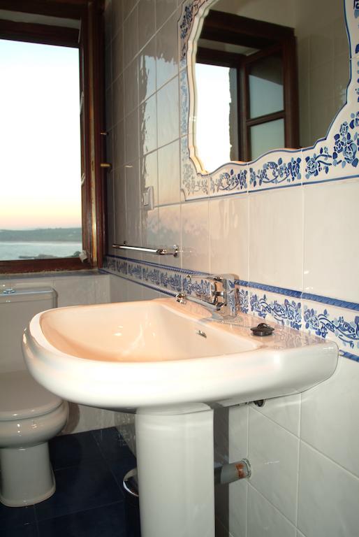Hospedaje El Somante (Adults Only) San Vicente De La Barquera Room photo